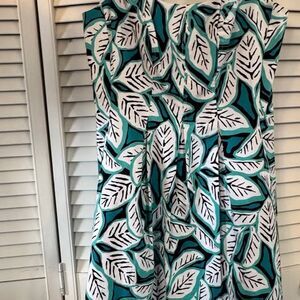 Anne Klein Dresses Ivory & Green Fully Lined Sleeveless Dress Pockets SZ4